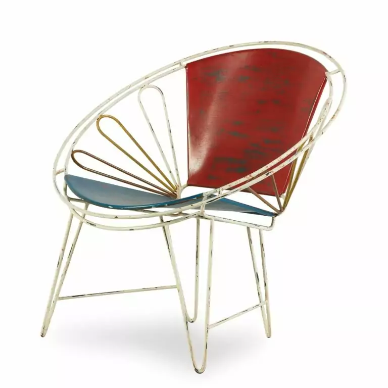 sillas retro de hierro 768x768