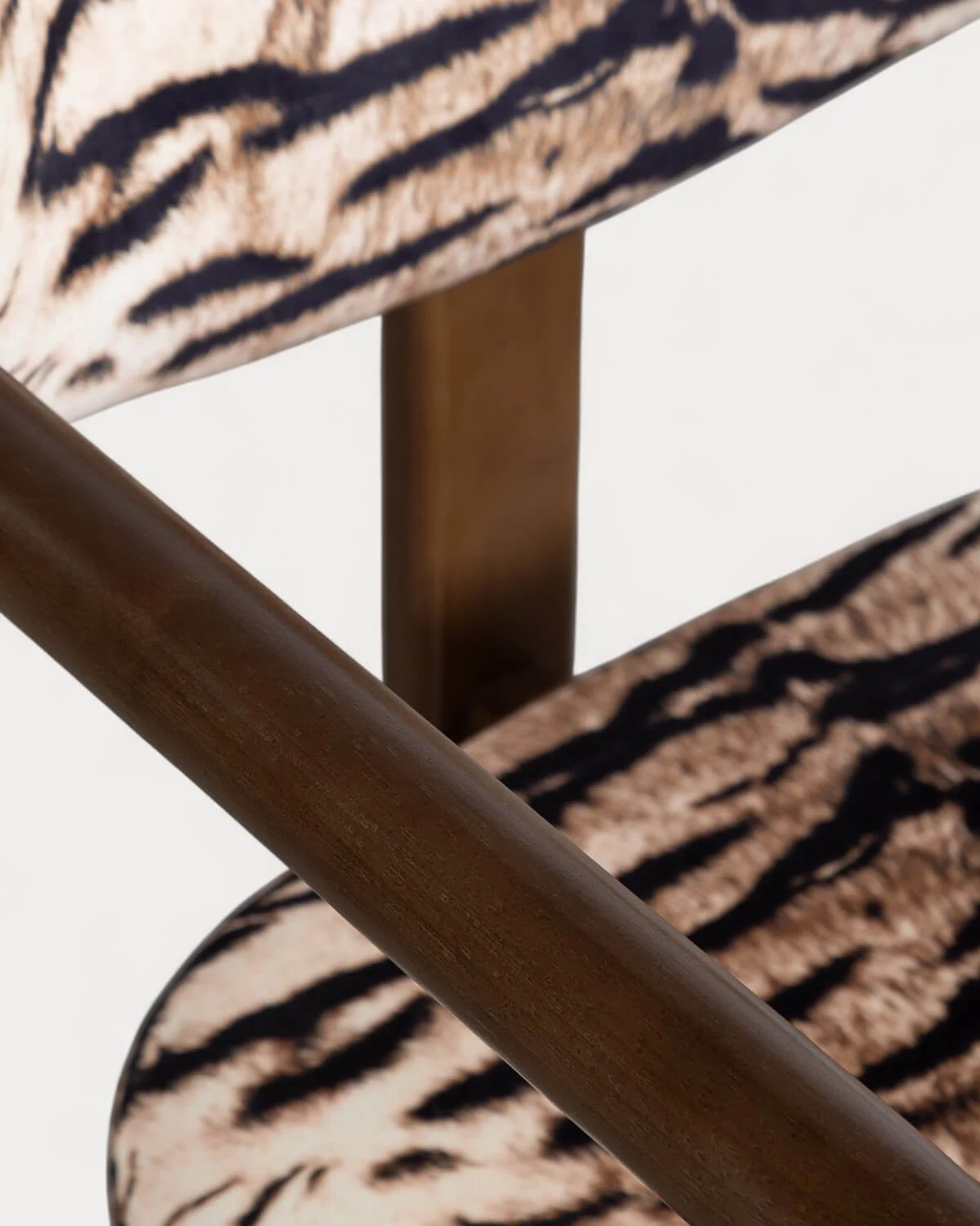 silla de comedor de madera de caucho y tela vitier.JPG 5